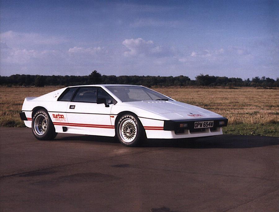  Lotus Esprit Turbo 1980 года  (фото 2 из 19)